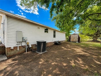 2528 Carriage Rd, Fayetteville, NC 28312