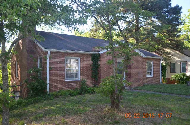 2528 Chapel Hill Rd, Durham, NC 27707