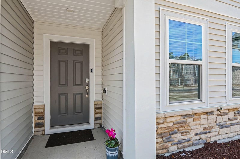 2528 Chert Ln, Raleigh, NC 27610