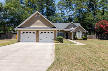 2528 Lull Water Dr, Fayetteville, NC 28306