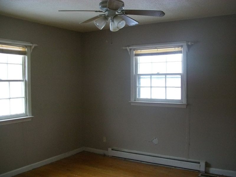 2529 Ardsley Dr, Durham, NC 27704