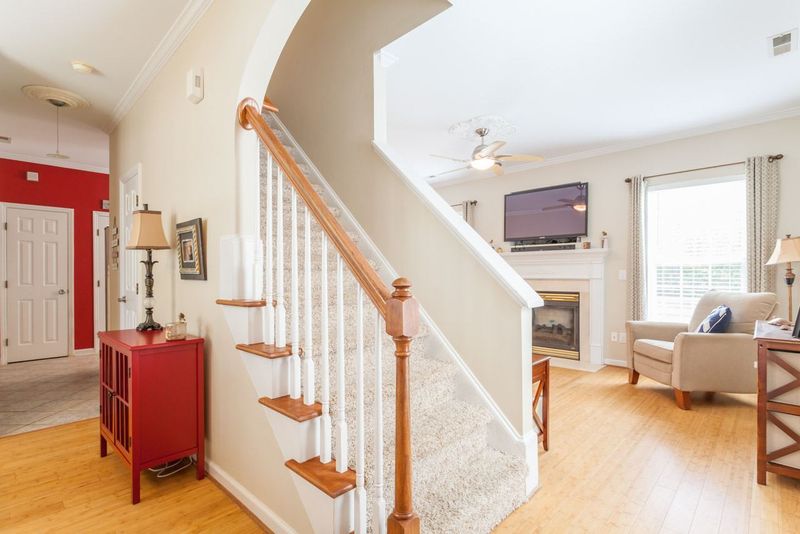 2529 Valley Haven Dr, Raleigh, NC 27603