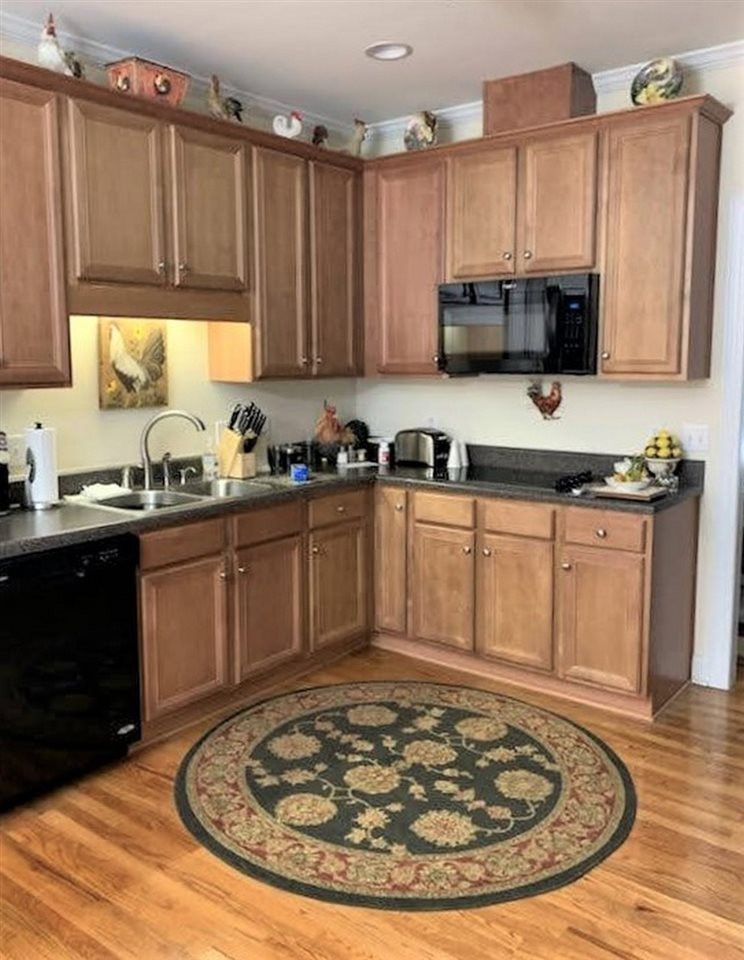 253 Keller Dr, Clayton, NC 27520