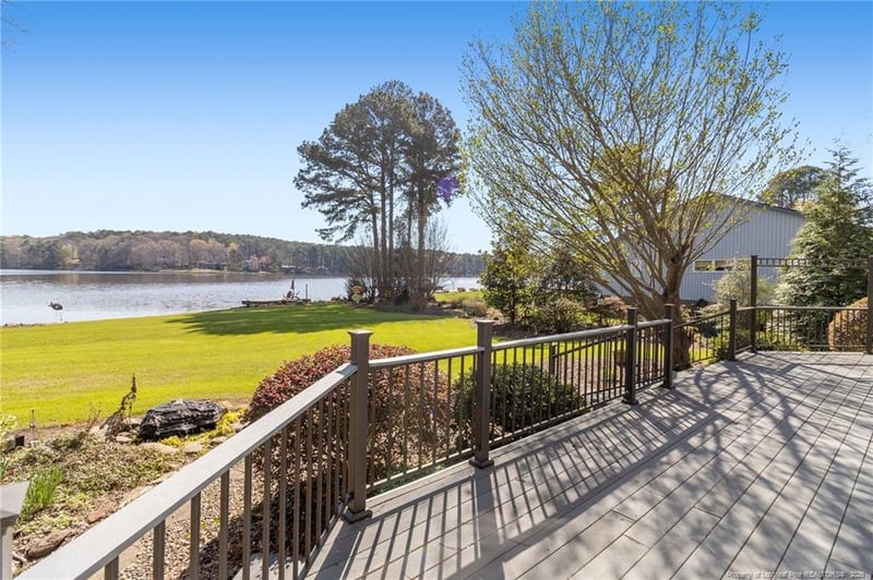 253 Lakeview Dr, Sanford, NC 27332