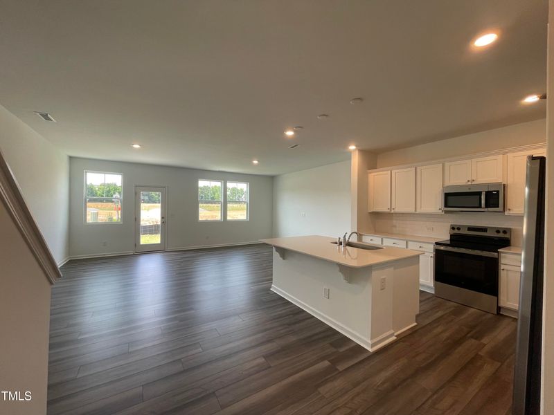 253 Lily Patch Ln, Smithfield, NC 27577