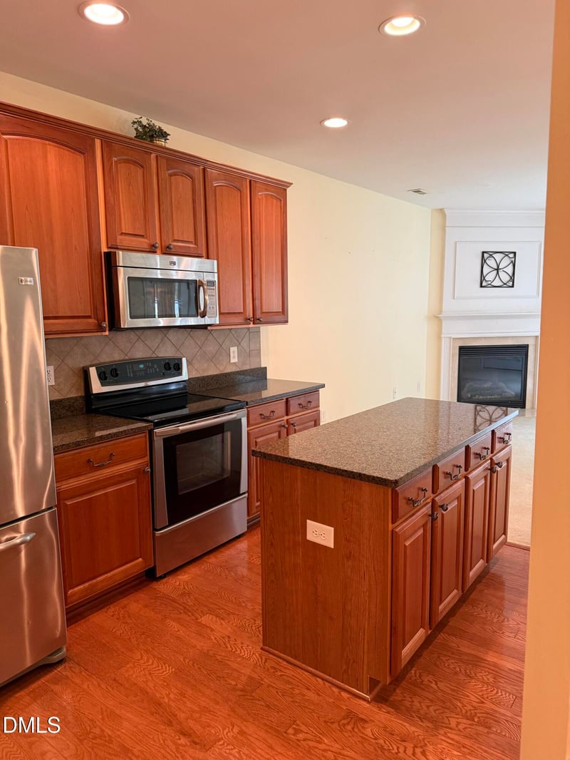 253 Meadow Beauty Dr #87, Apex, NC 27539