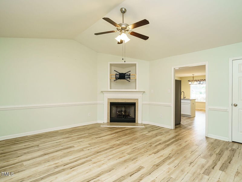 253 Middle Landing Dr, Smithfield, NC 27577
