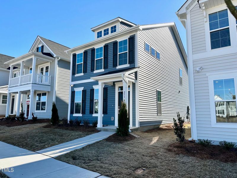 253 Pear Blossom Pw #110, Clayton, NC 27520