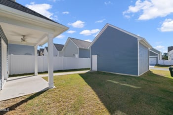 253 Pear Blossom Pw, Clayton, NC 27520