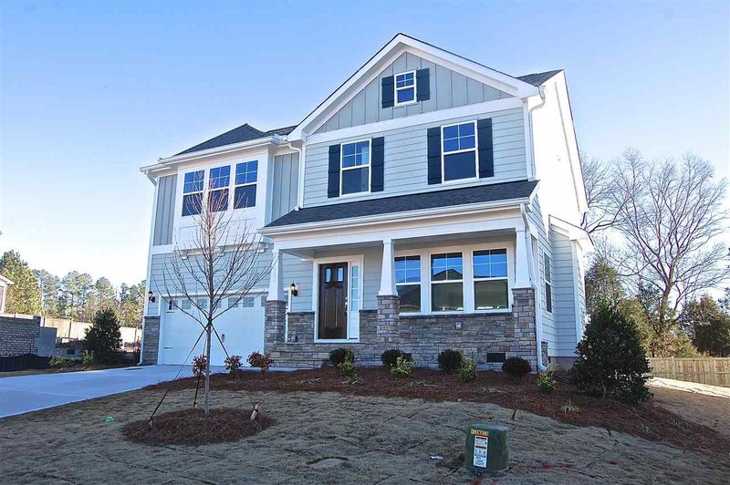 253 Pointe Park Cir, Holly Springs, NC 27540