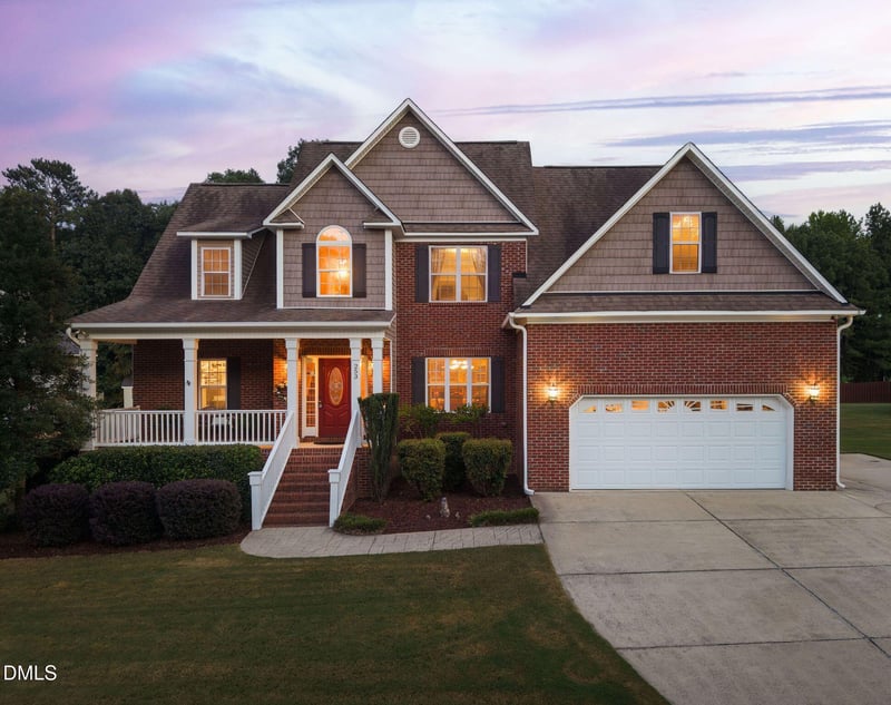 253 Winding Oak Way, Clayton, NC 27520