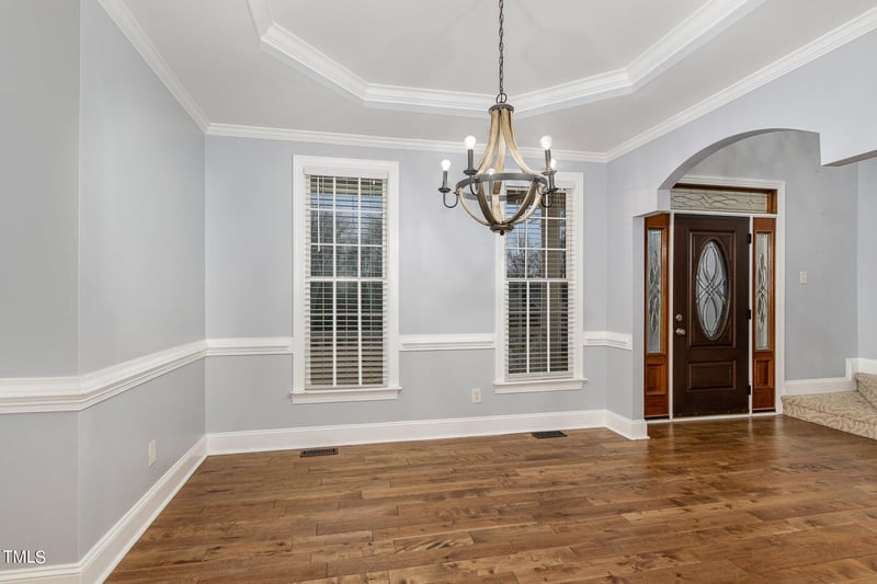 2530 Granville Dr, Creedmoor, NC 27522