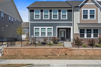 2530 Hutch Ln, Apex, NC 27523