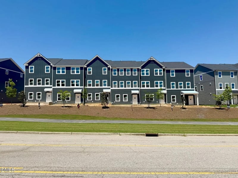 2530 Olive Chapel Rd, Apex, NC 27502