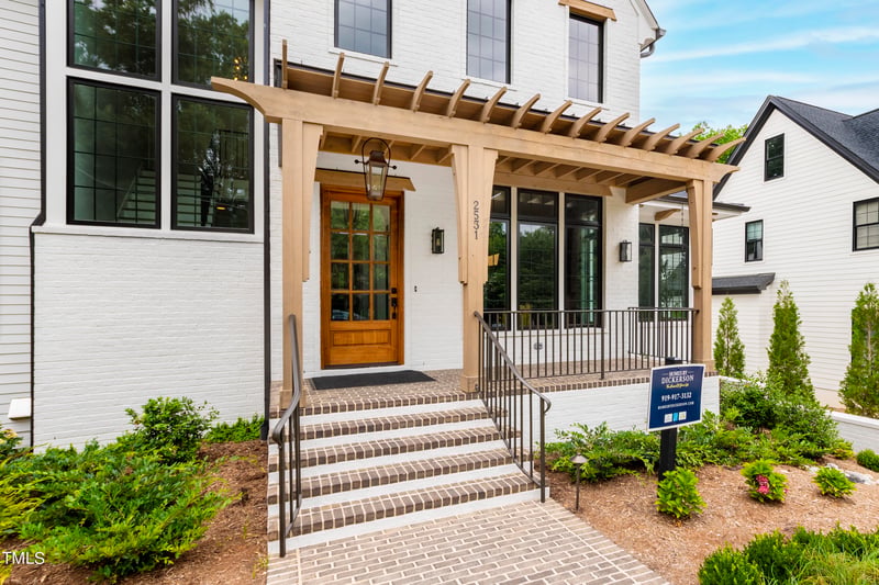 2531 Wake Dr, Raleigh, NC 27608