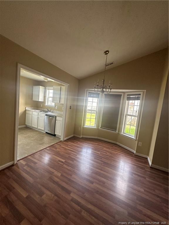 2532 Cameron Woods Ln, Fayetteville, NC 28306