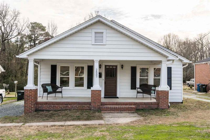 2532 Ross Rd, Durham, NC 27703