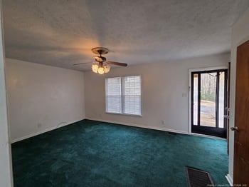 2532 Sourwood Dr, Fayetteville, NC 28301