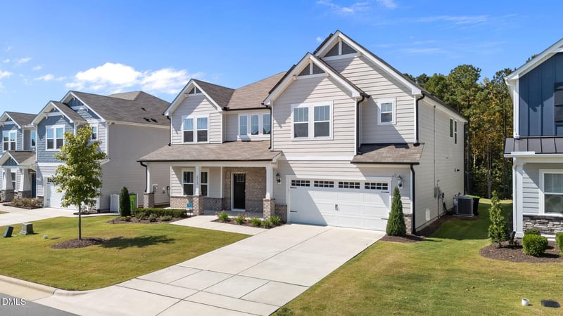 2532 Woodland Grant Dr, New Hill, NC 27562