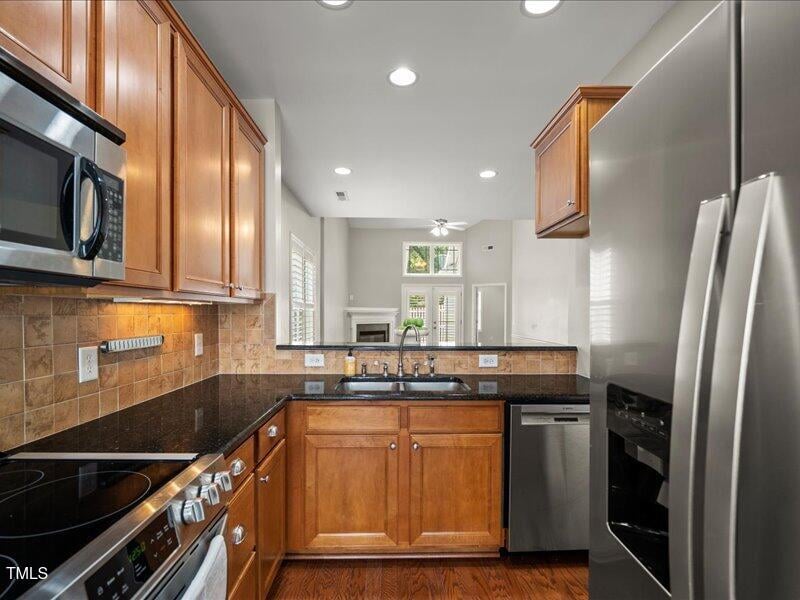 2533 Asher View Ct, Raleigh, NC 27606