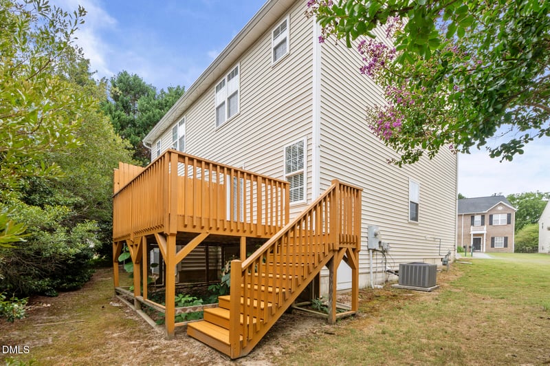 2533 Bay Harbor Dr, Raleigh, NC 27604