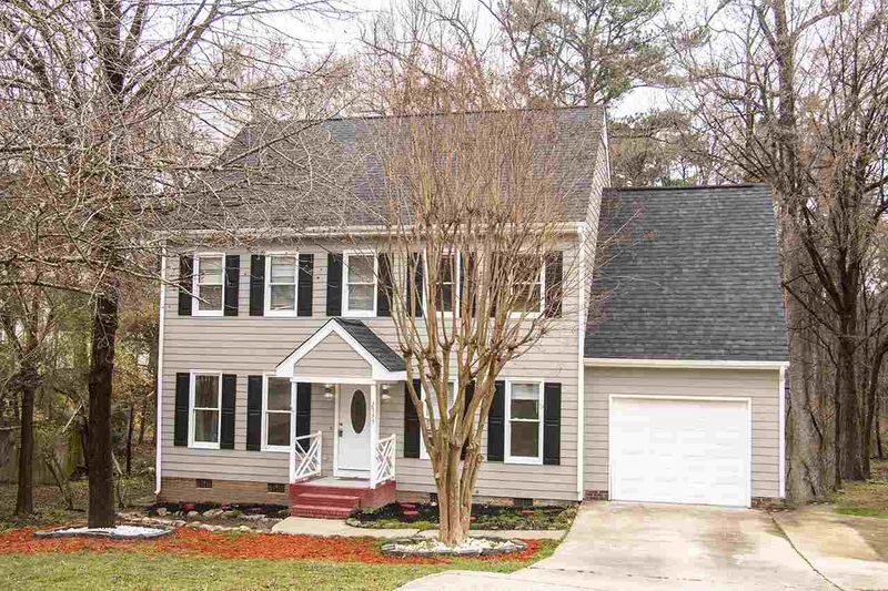2533 Birchford Ct, Raleigh, NC 27604