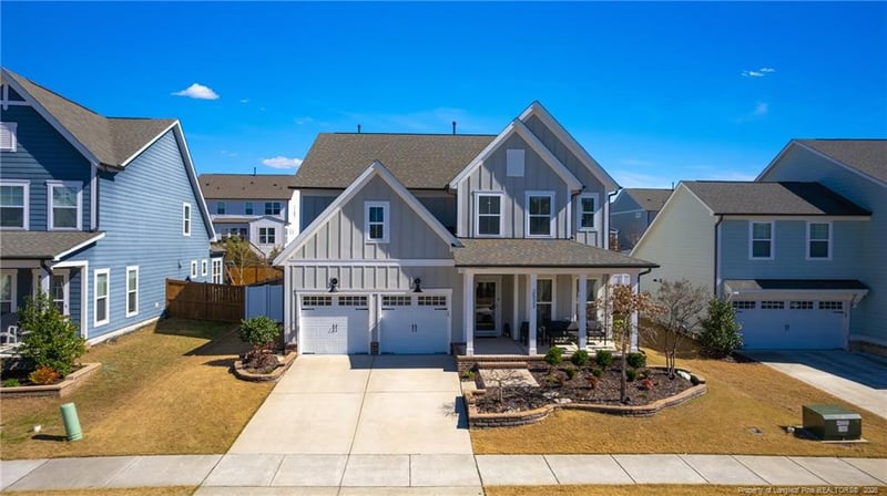 2533 Great Daisy Ln, New Hill, NC 27562