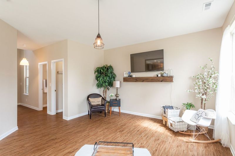 2533 Shepherd Valley St, Raleigh, NC 27610