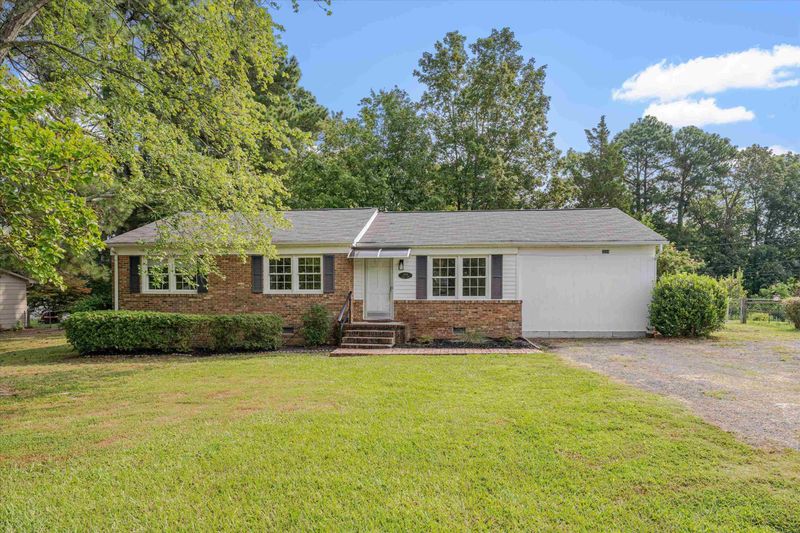 2534 Ardsley Dr, Durham, NC 27704
