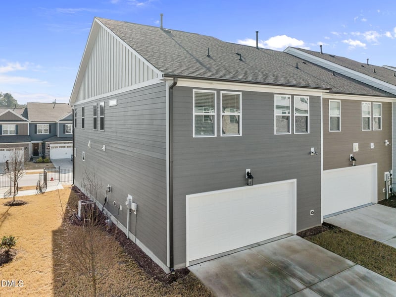 2534 Hutch Ln, Apex, NC 27523