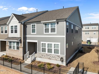 2534 Hutch Ln, Apex, NC 27523