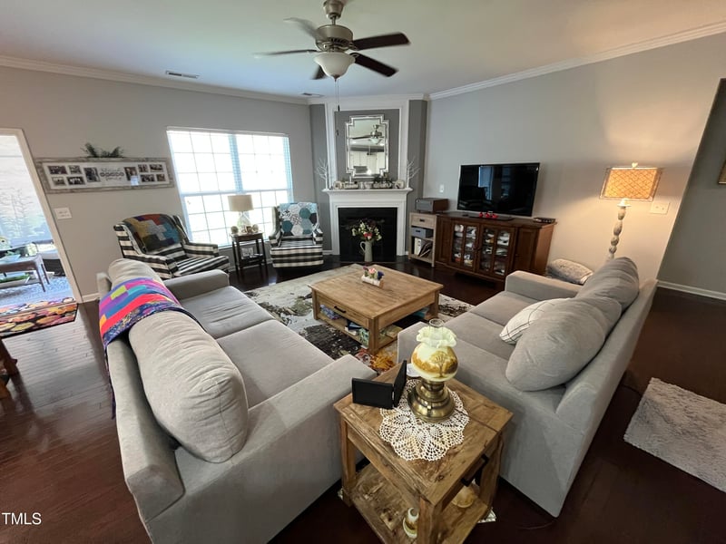 2535 Kinglass Dr, Fuquay Varina, NC 27526