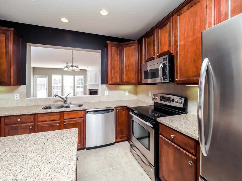 2535 Laurelcherry St, Raleigh, NC 27612