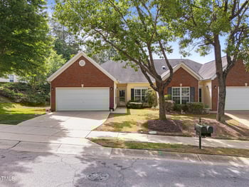2536 Bent Green St, Raleigh, NC 27614