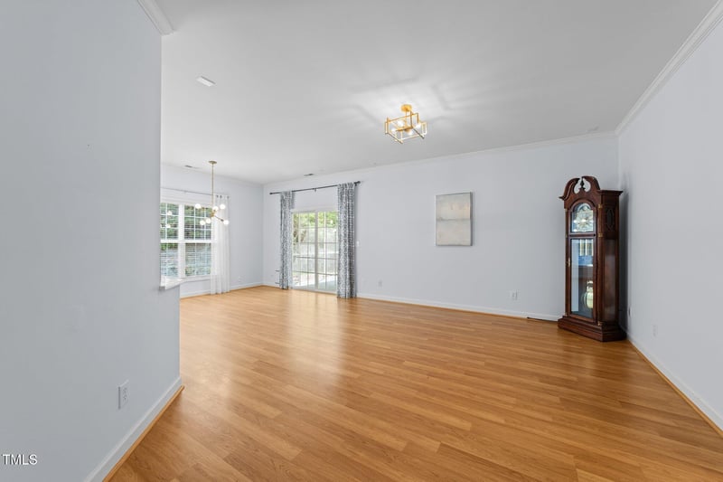 2536 Bent Green St, Raleigh, NC 27614