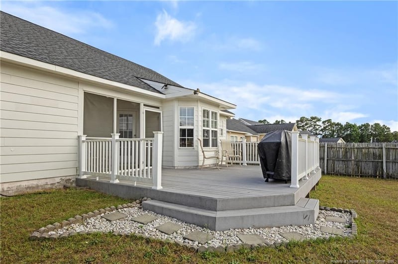 2536 Cameron Woods Ln, Fayetteville, NC 28306