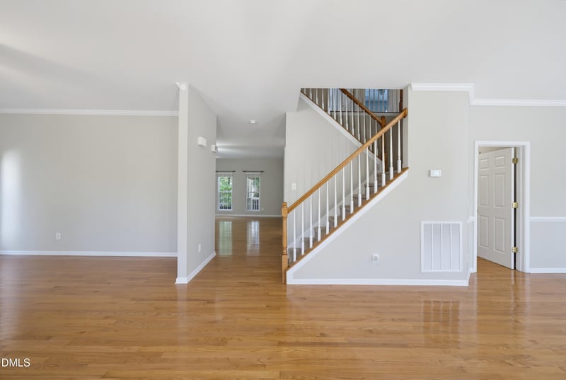 2536 Gregmoor Ct, Raleigh, NC 27614