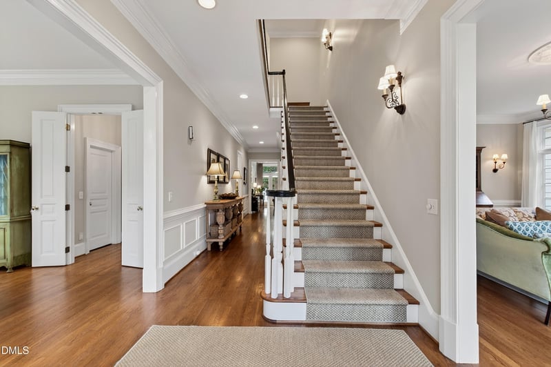 2536 Wake Dr, Raleigh, NC 27608