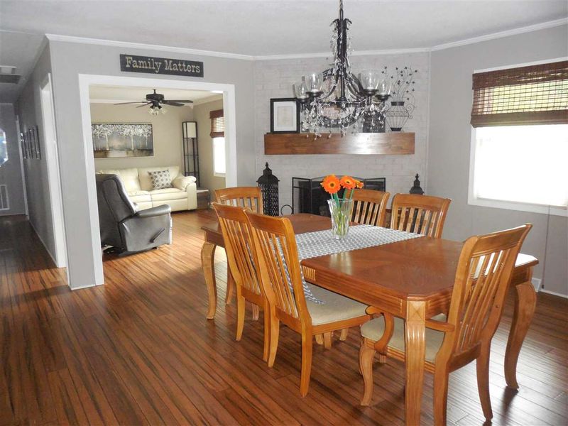 2537 Ardsley Dr, Durham, NC 27704