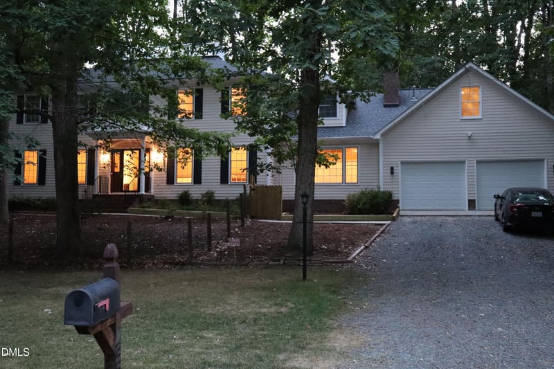 2537 Booker Creek Rd, Chapel Hill, NC 27514