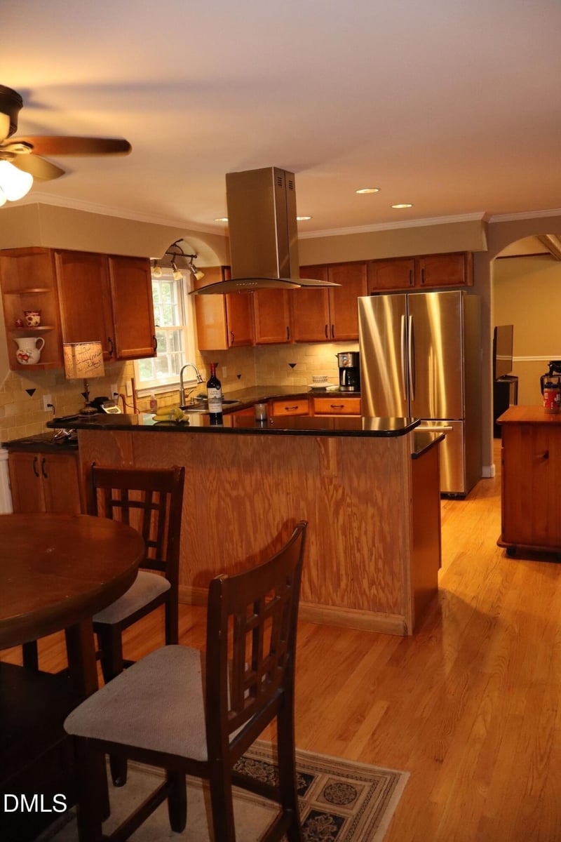 2537 Booker Creek Rd, Chapel Hill, NC 27514