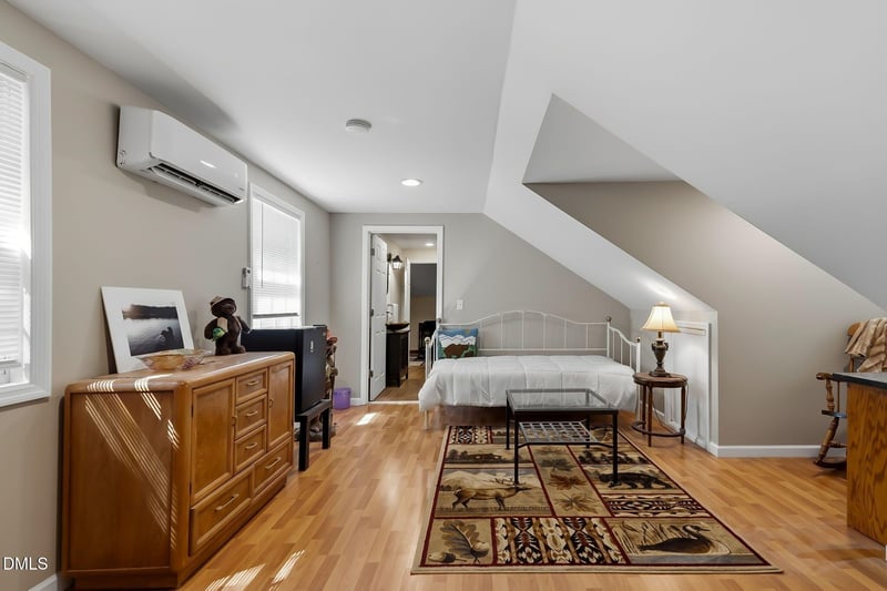 2537 Booker Creek Rd, Chapel Hill, NC 27514