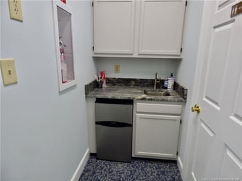 2537 Raeford Rd #D, Fayetteville, NC 28305