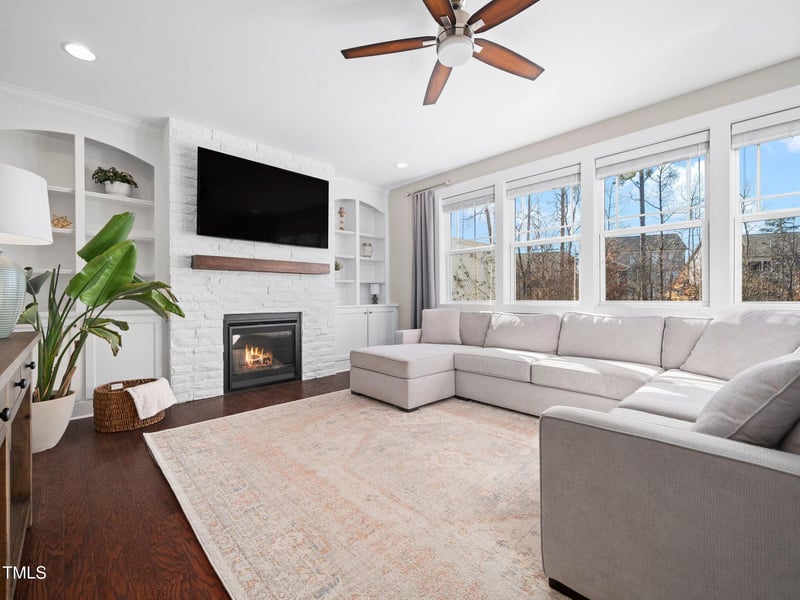 2539 Glade Mill Ct, Fuquay Varina, NC 27526