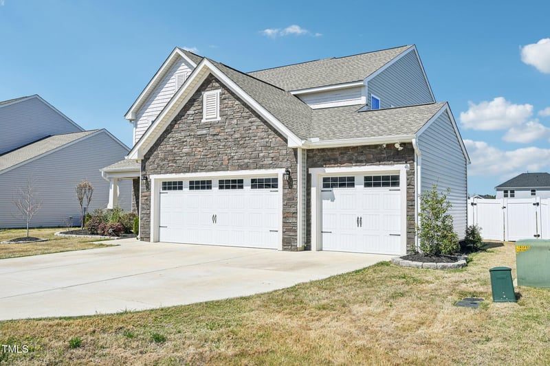 254 Arlie Ln, Lillington, NC 27546