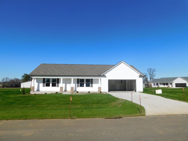 254 Beaver Tavern Dr, Benson, NC 27504