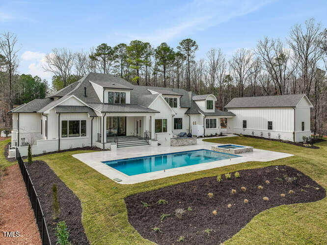 254 Democracy Pl, Apex, NC 27523