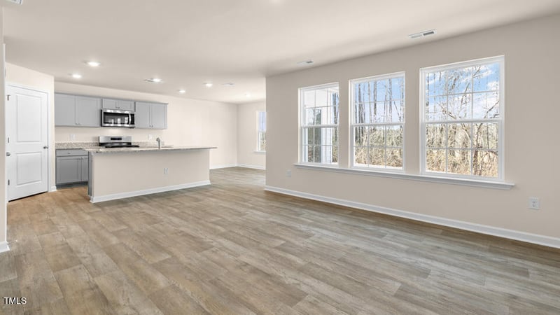 254 Palm Dr, Sanford, NC 27332