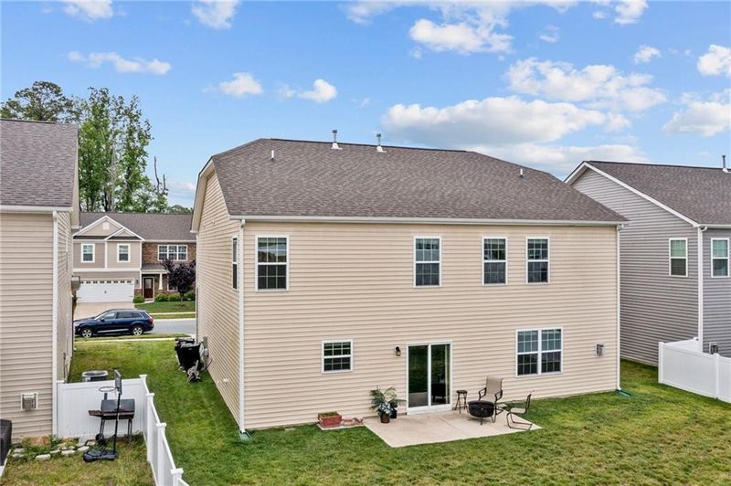 254 Sapphire Rd, Burlington, NC 27215