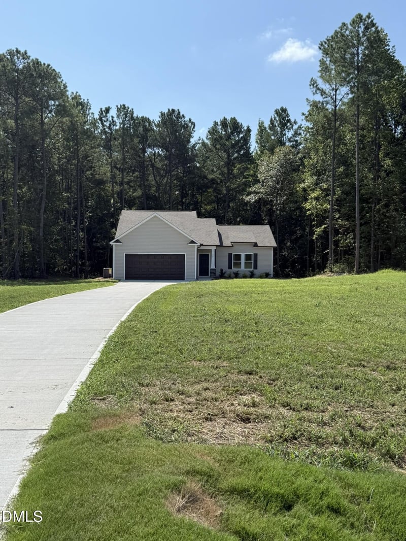 254 Shiloh Dr, Lillington, NC 27546